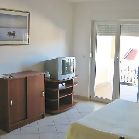 Suhomont Guest house Pag Town